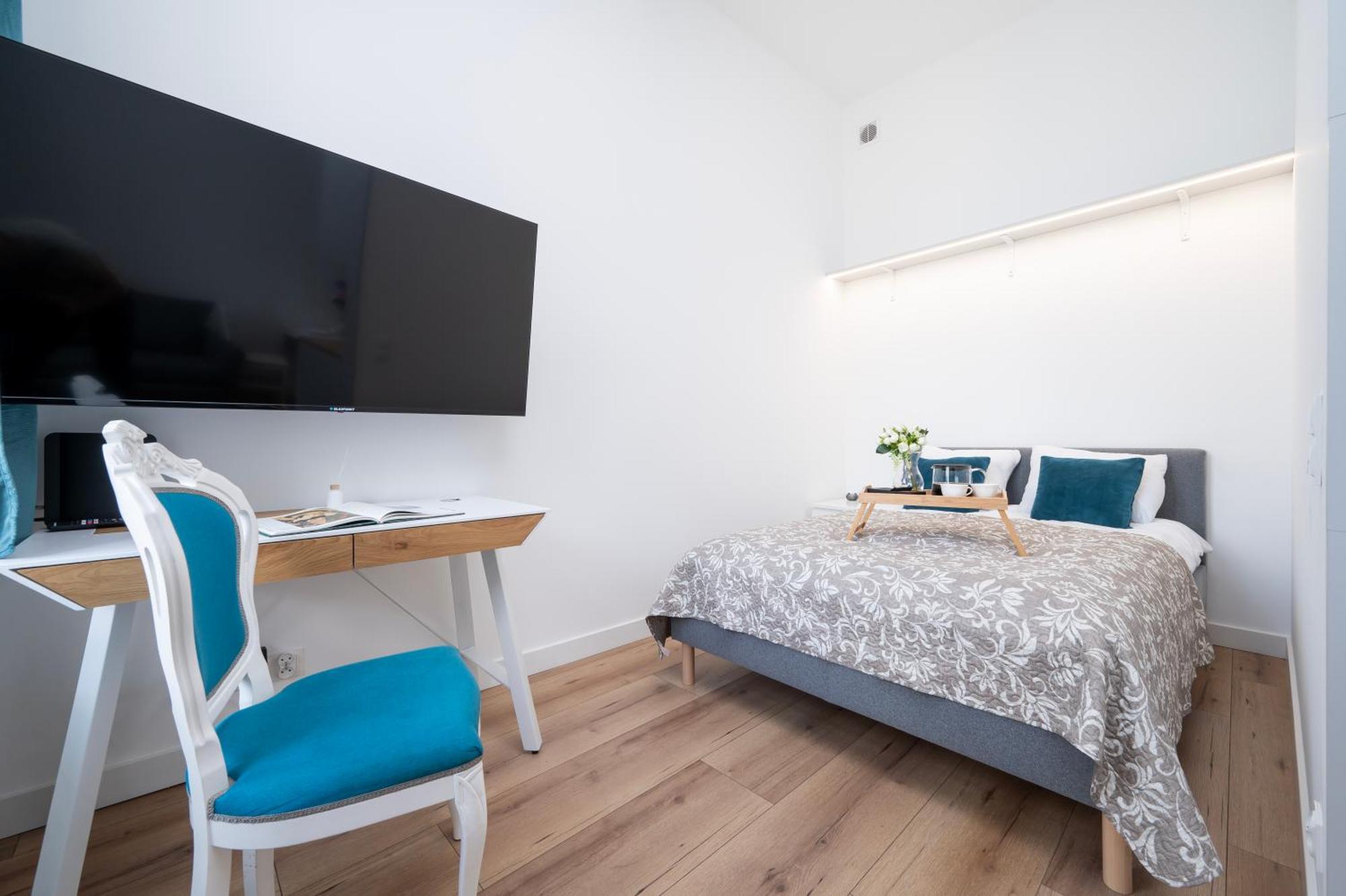 Lodz Jaracza Apt - Workspace, Parking, Park Nearby - By Rentujemy Exterior photo