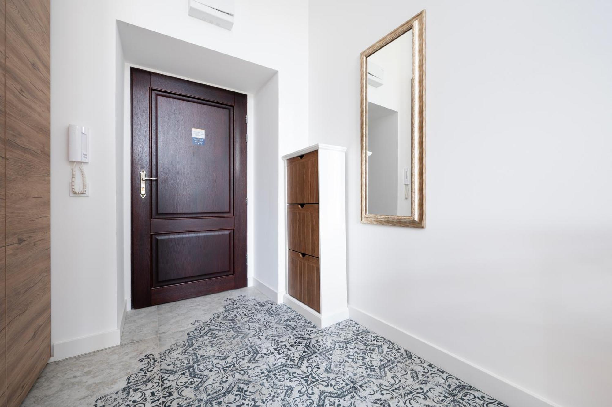 Lodz Jaracza Apt - Workspace, Parking, Park Nearby - By Rentujemy Exterior photo